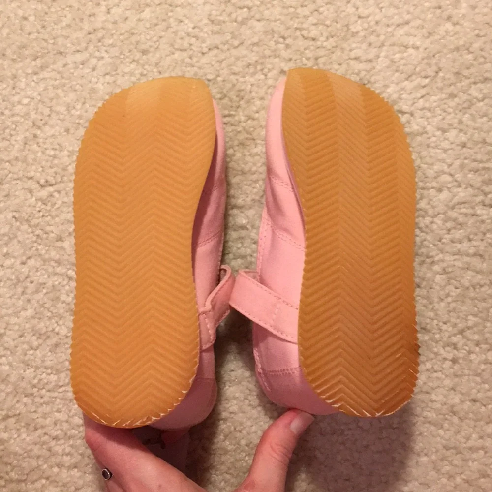 NWT baby Gap shoes size 10 & 5